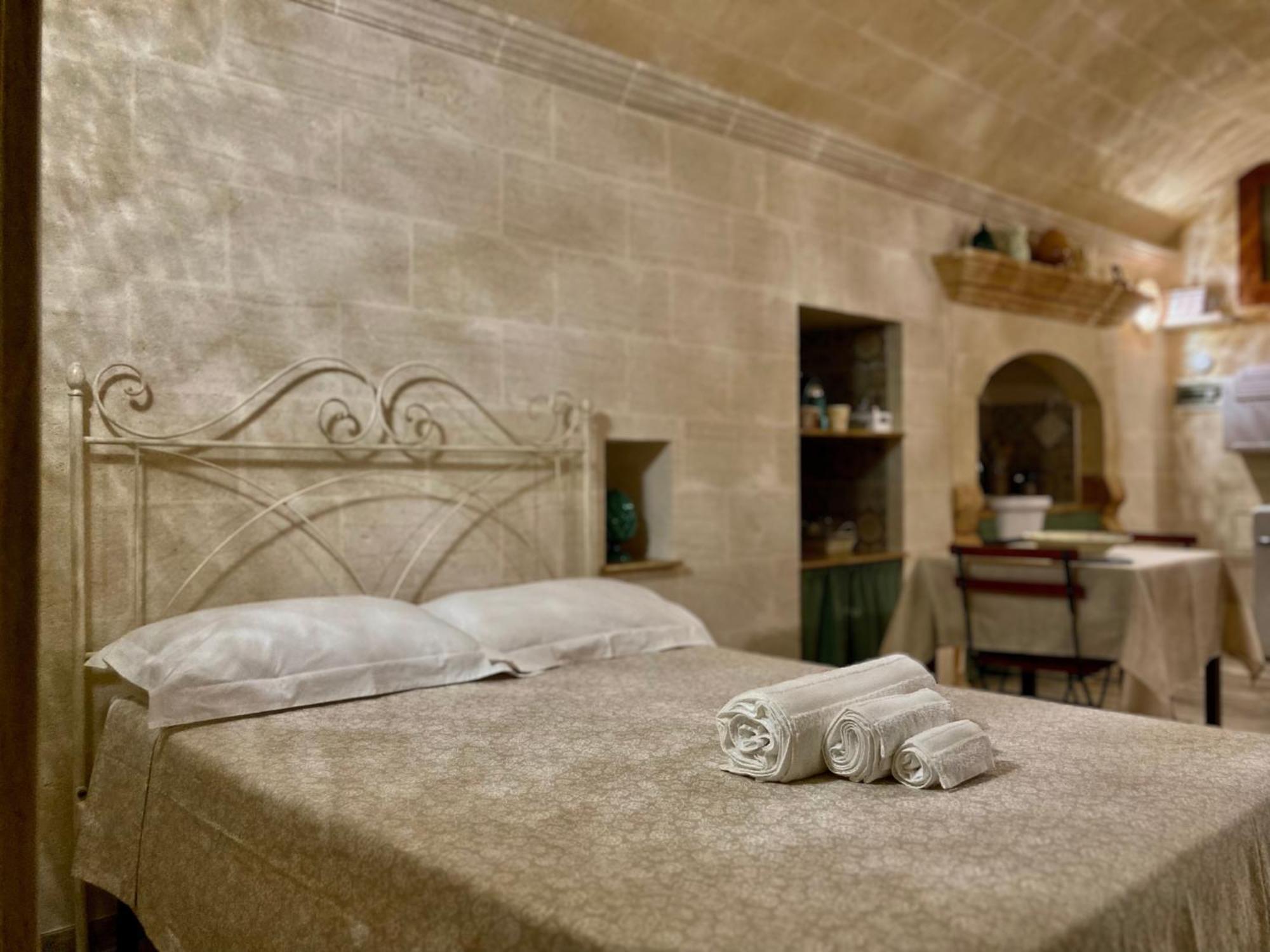 Il Vicolo Grottaglie Bed & Breakfast Exterior photo
